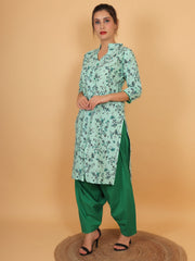 Women Green Floral Printed Cotton Kurti with One Side Pocket